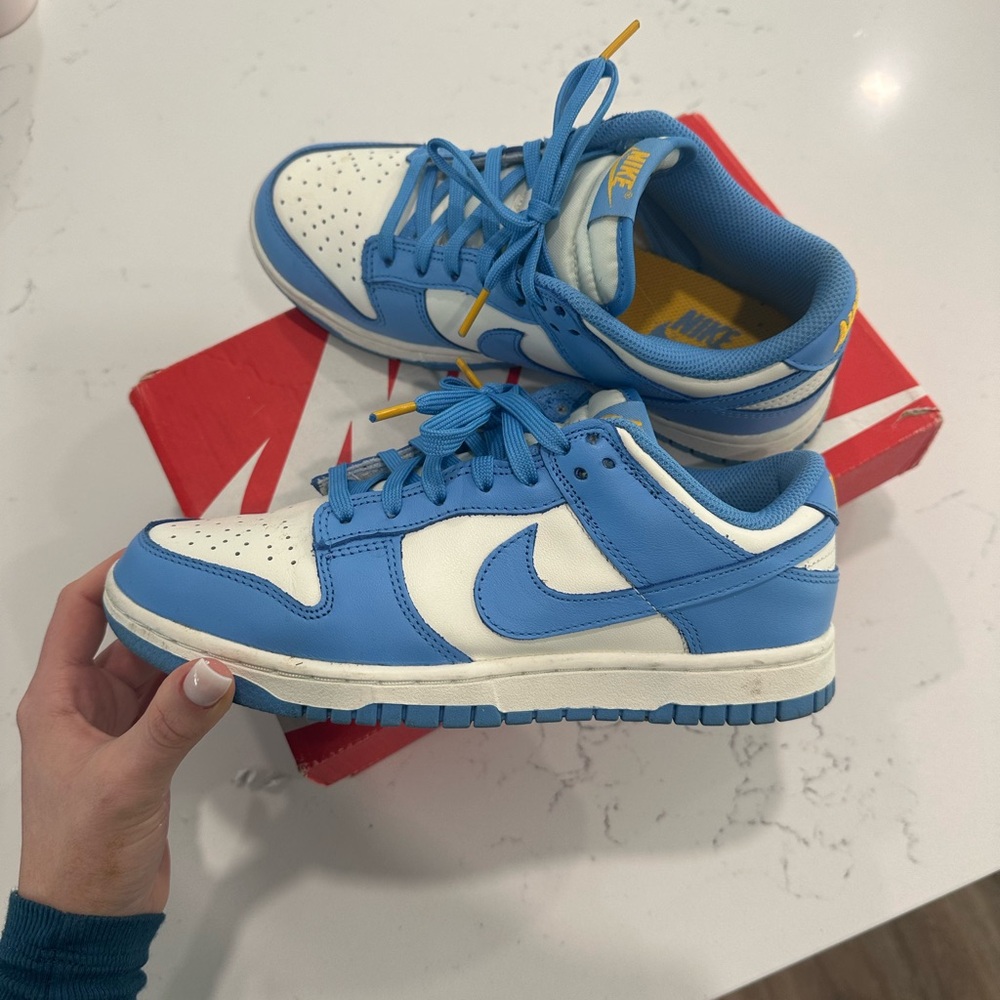 Women’s Nike dunk low in coast